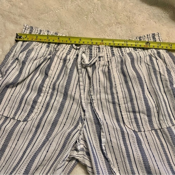 SO Linen Pants Medium White Blue Striped Smocked Waistband Ties Pockets - Picture 10 of 13